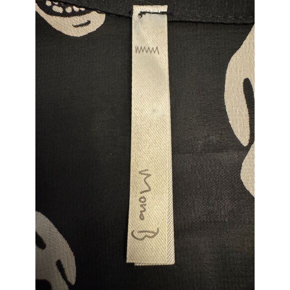 Mona B Sheer Skull Print Button Down Hi Lo Top- Sz M - Picture 9 of 10